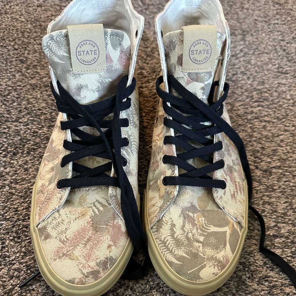 State Bushwick Sand Leaf Camo Canvas Skate Shoes Hightop